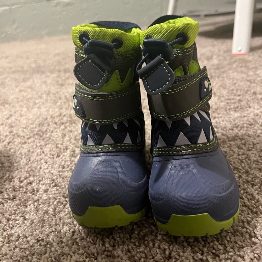 Toddler boy snow boots